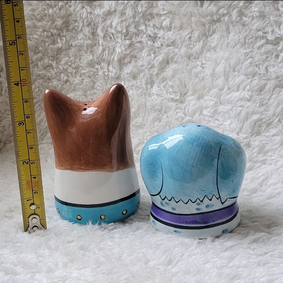 Y2K 2001 Dogzilla Ceramic Dog Head Salt & Pepper Shakers - Picture 5 of 5
